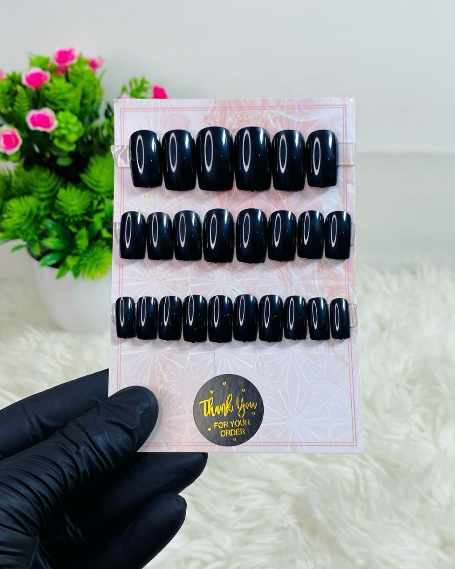 InShot_20250222_135510997 PON 001 - Press On Nails - Image 1
