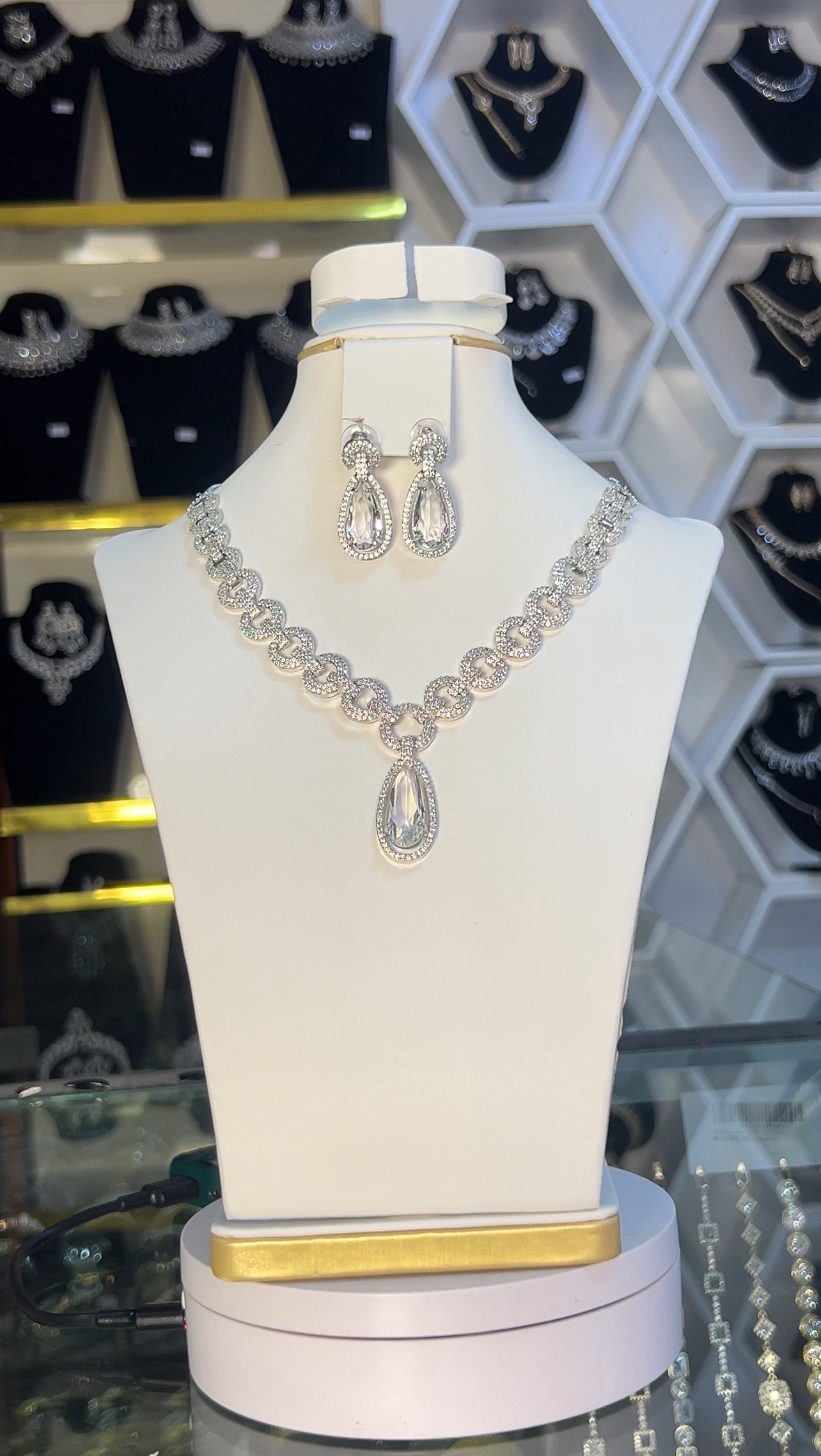 b38-1-silver B38-1 (Silver) - Image 1